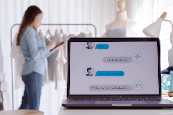 Chatbot con inteligencia artificial para atención al cliente en web de empresa
